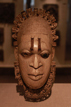 Máscara de Marfil nigeriana