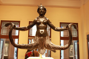 Sirena en bronce