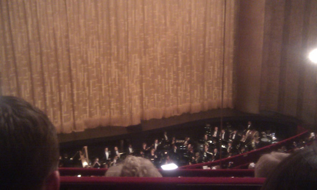 Telón dorado del Metropolitan Opera